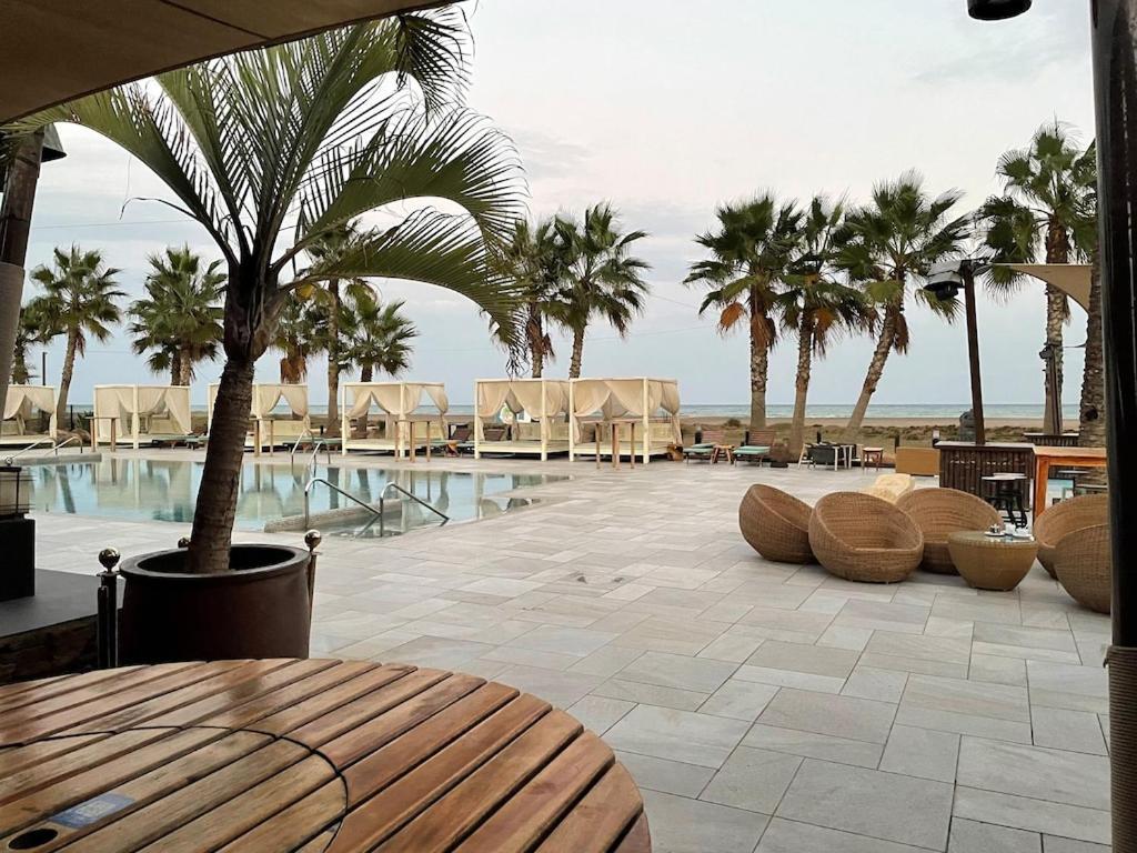 A Stunning 2 Bedroom Apartment 5 Min Walk To The Beautiful Beaches Of Vera Playa Playas de Vera Luaran gambar