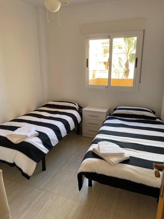 A Stunning 2 Bedroom Apartment 5 Min Walk To The Beautiful Beaches Of Vera Playa Playas de Vera Luaran gambar